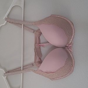 Victoria secrets pink bra 34a